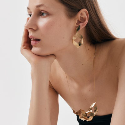 Dava UNO Earrings 2